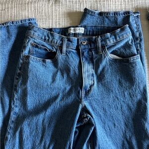 Abercrombie & Fitch Relaxed Fit Blue Jeans
